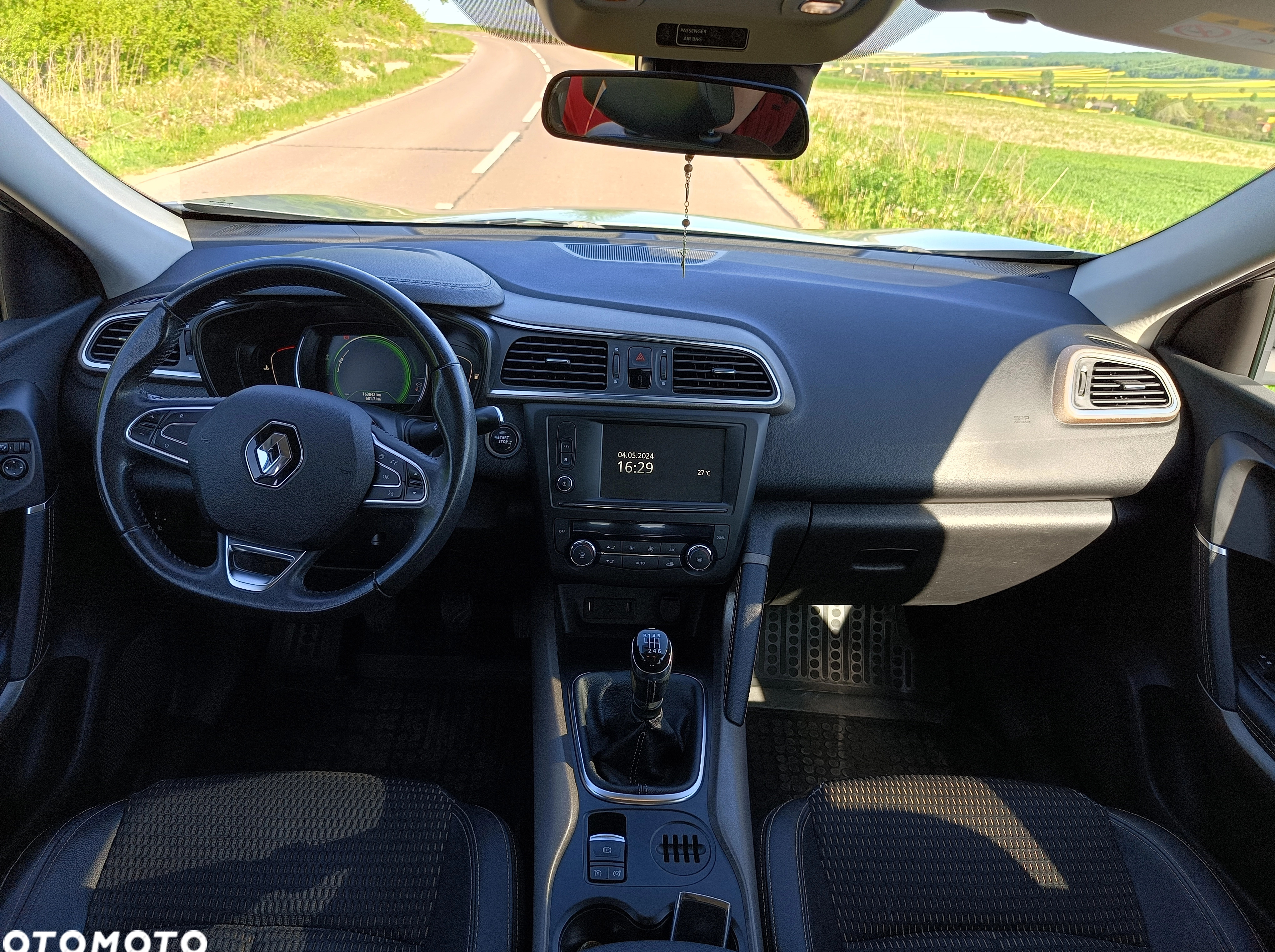 Renault Kadjar cena 54900 przebieg: 163000, rok produkcji 2015 z Ulanów małe 277